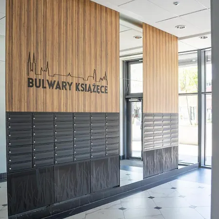 Riverside With Balcony & Parking Properunit Διαμέρισμα